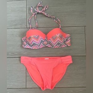 Xhilaration bikini set (top and bottom)
